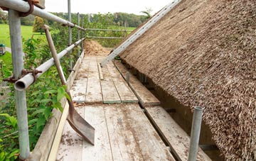 advantages of East Lound thatch roofing